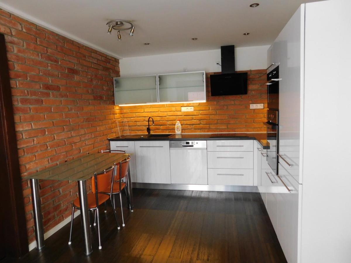 Apartmanovy Penzion 波切尼斯 外观 照片