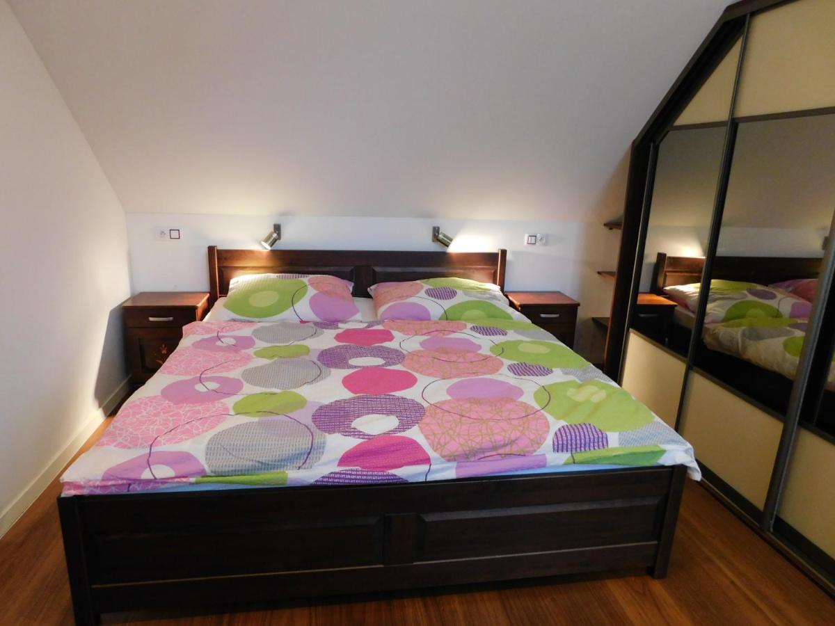 Apartmanovy Penzion 波切尼斯 外观 照片